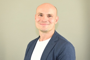 Holger Single